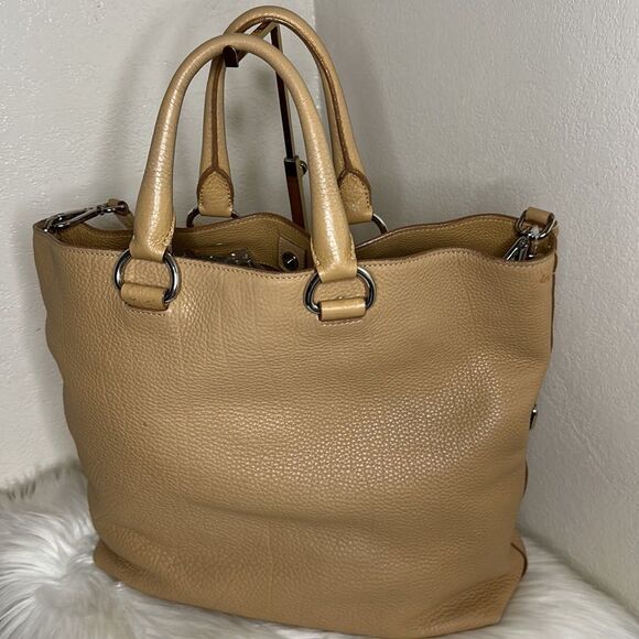💯 Authentic Prada Tote Bag, Two- Way🍀 - Picture 4 of 16